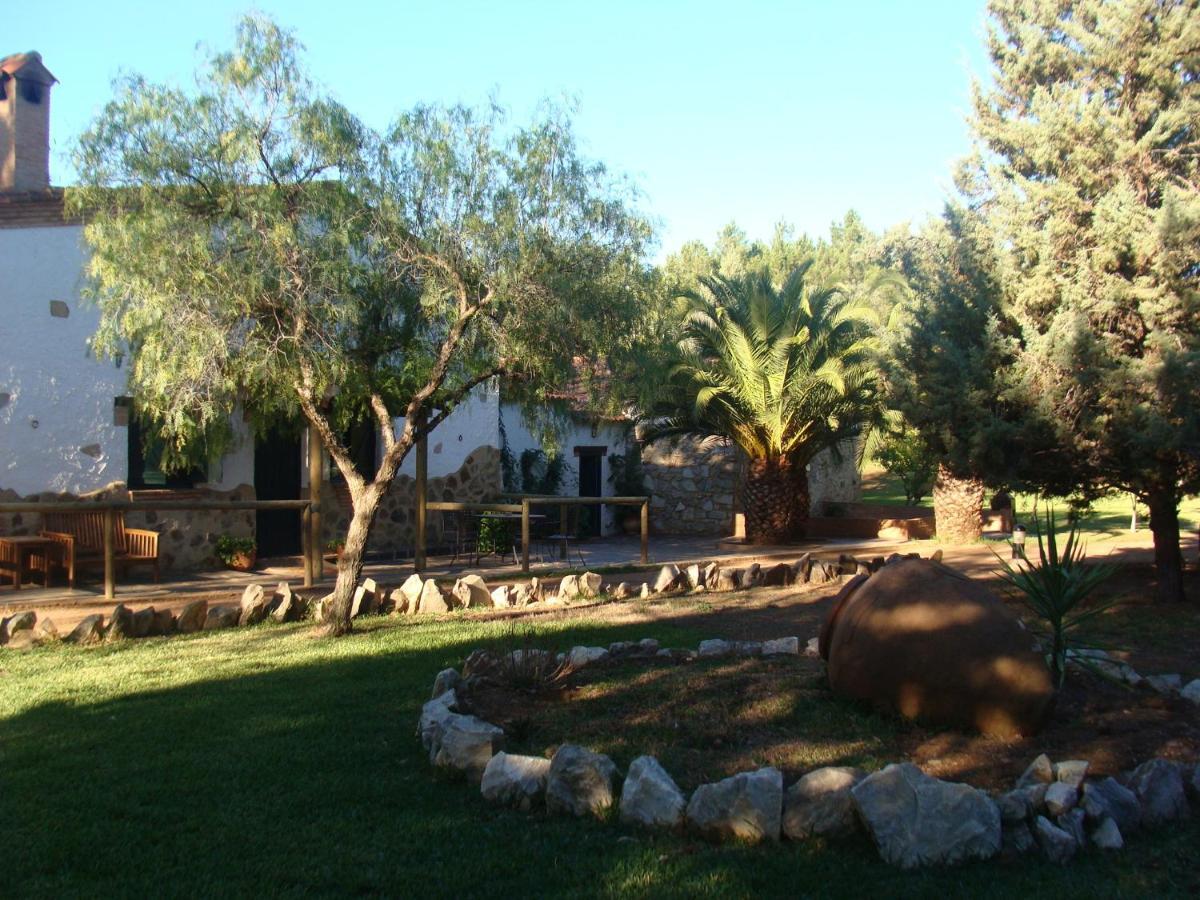 Complejo Rural Puerto Penas Hotel Aroche Bagian luar foto